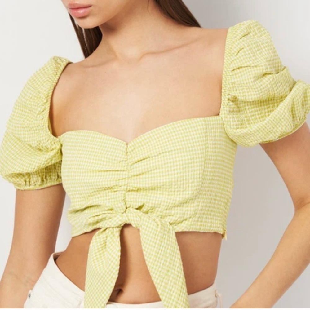 Zara Yellow Gingham Puff Sleeve Crop Top – Tie Front Cottagecore Blouse – Size S
